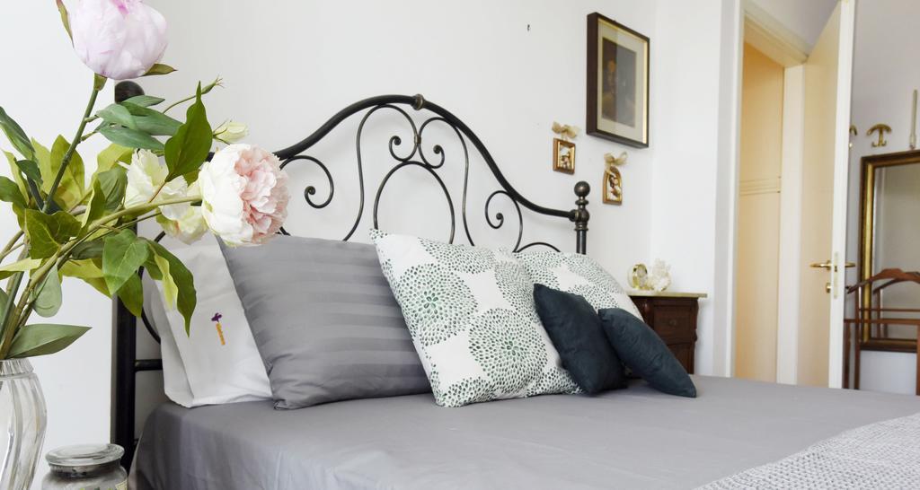 Altido Victorian Apt For 2 With Balcony And Free Parking Apartment Mailand